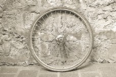 旧的自行车车轮