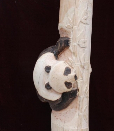 第一熊猫根雕图片