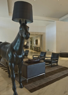 五星级酒店雕塑图片